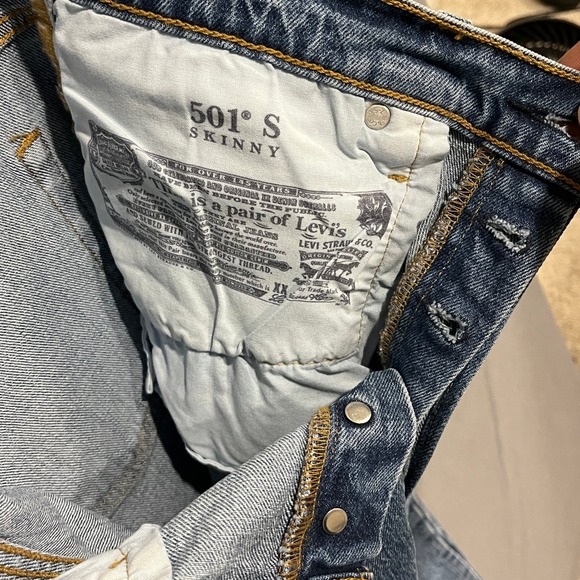 Levi's 501 S Skinny Jeans Womens 29x28 Blue Medium Wash High Rise Button Fly - Picture 7 of 14